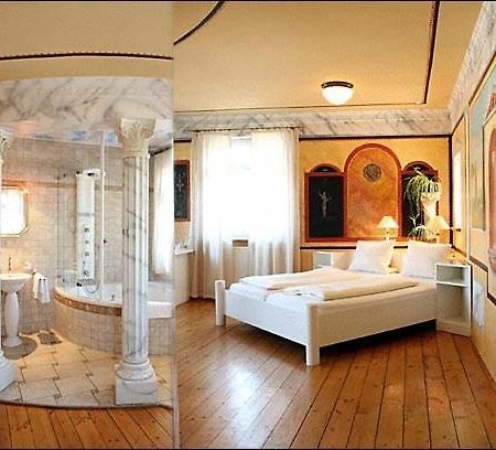Knopf Und Knopf Erlebniswelt Hotel Warthausen Cameră foto